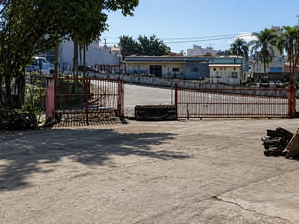 Terreno 900 m² (próx. à Rod. Pres. Dutra) - Cidade Nova Arujá - Arujá - SP