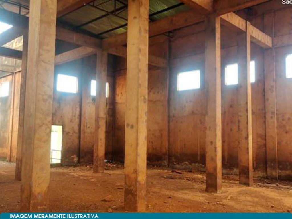 Prédio Industrial com Área de 4 ha e 1.077 m² (área construída) - São Francisco de Sales - MG