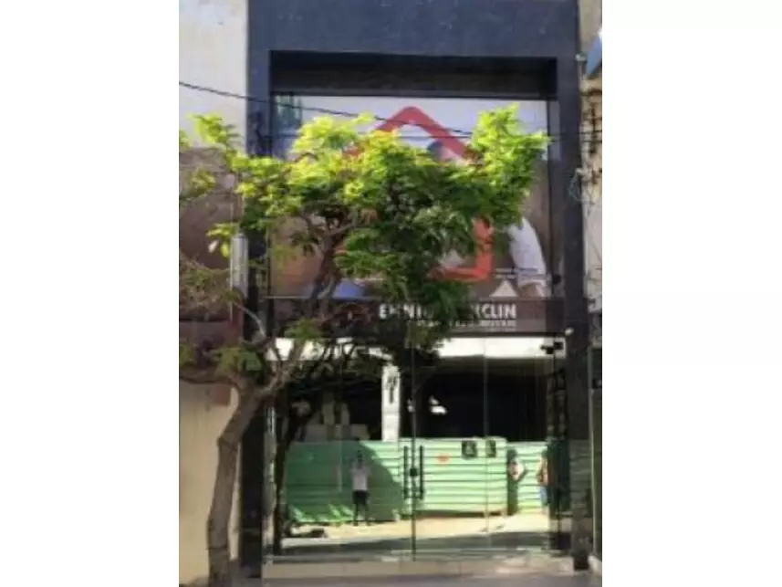 Prédio Comercial à venda em leilão