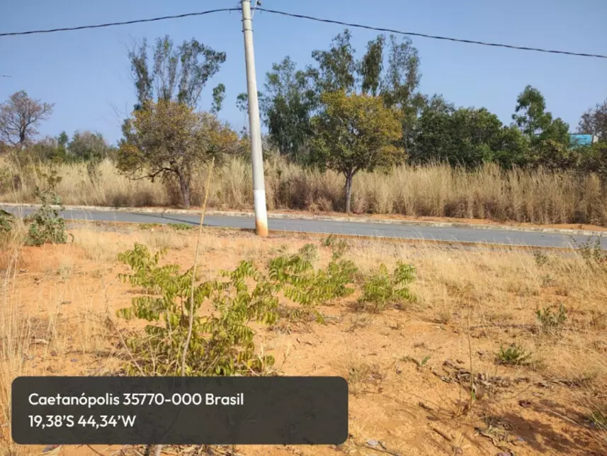 Terreno à venda em leilão