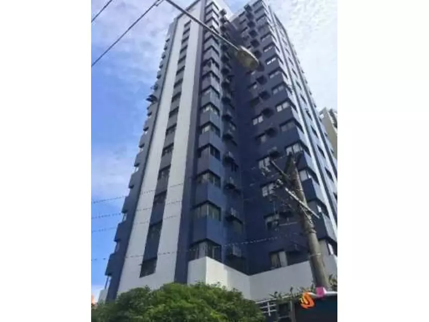 Conjunto Comercial à venda em leilão