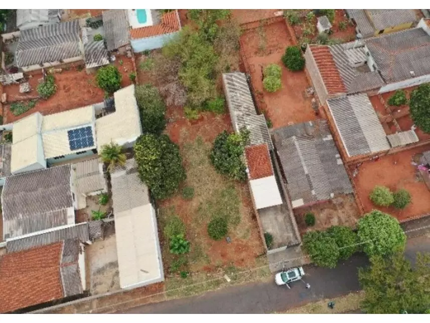 Terreno à venda em leilão