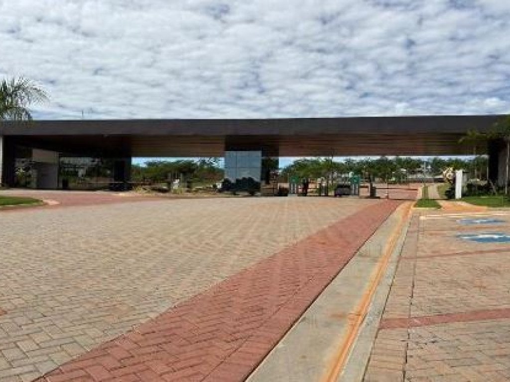 Casa em Condomínio 132 m² - Jardins Parma - Senador Canedo - GO