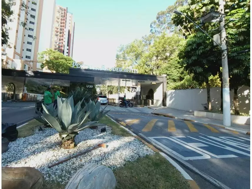 Apartamento à venda em leilão