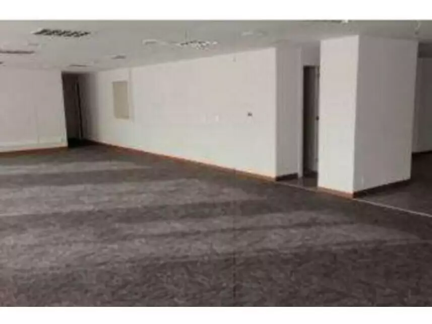 Conjunto Comercial à venda