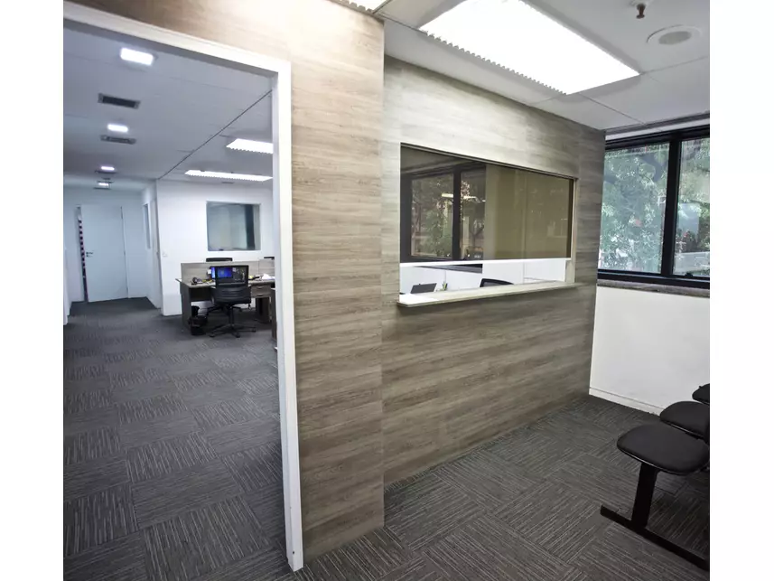 Sala Comercial à venda em leilão