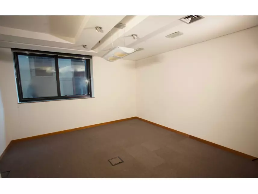 Sala Comercial à venda em leilão