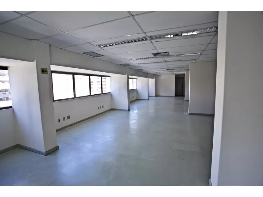 Sala Comercial à venda em leilão