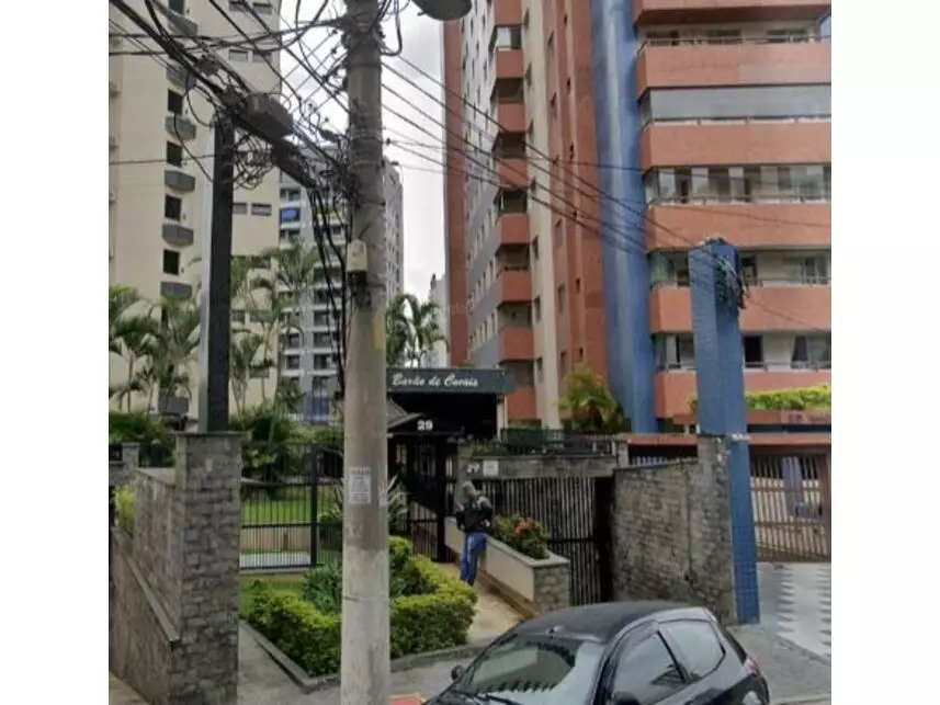 Apartamento à venda em leilão