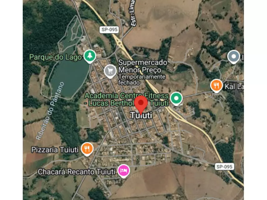 Terreno c/Benfeitorias à venda em leilão