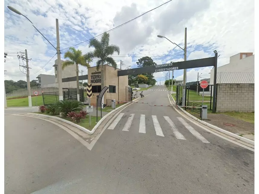 Terreno à venda em leilão