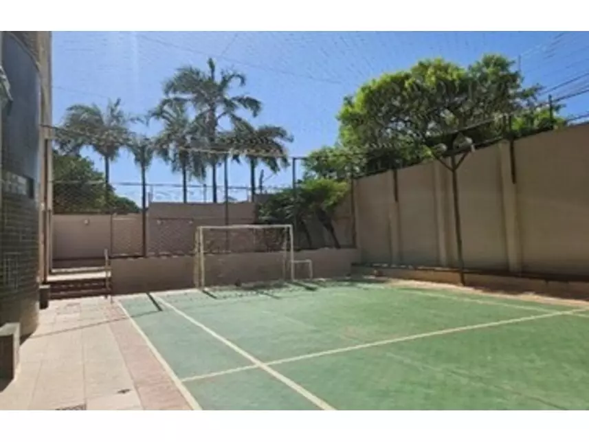 Apartamento à venda em leilão