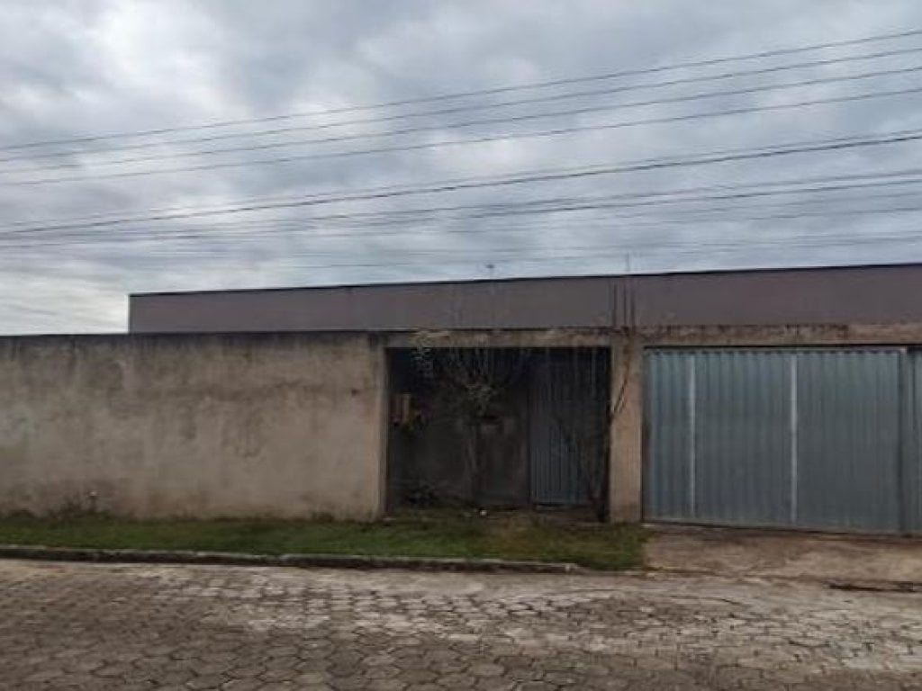 Casa 100 m² - Colatina-ES - Av. Armando Marino, 09 - Fioravante Marino