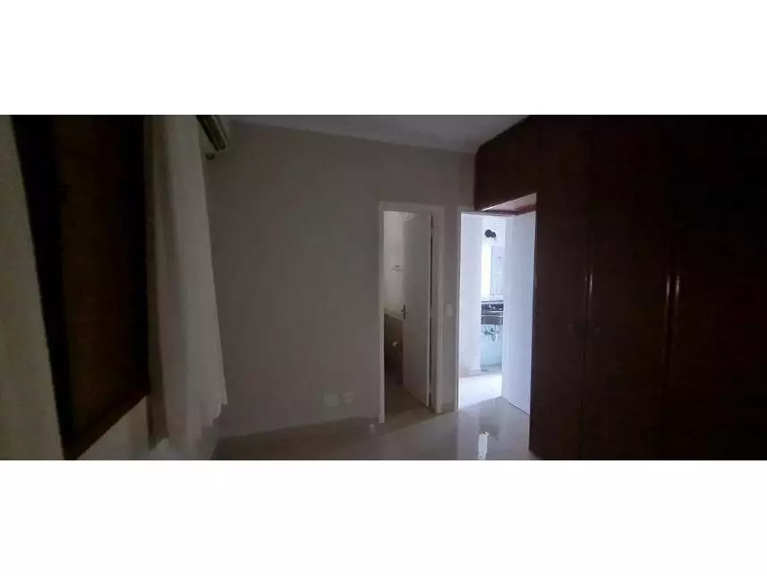 Apartamento à venda em leilão