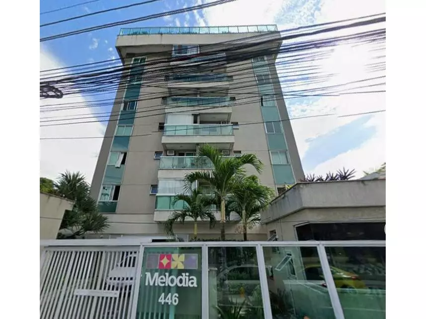 Apartamento à venda em leilão
