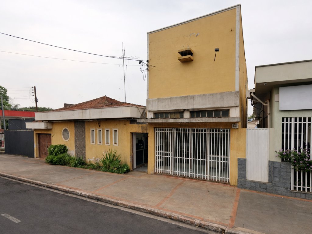 Parte Ideal (50%) sobre Prédio Comercial 187 m² - Centro - Santa Cruz do Rio Pardo - SP