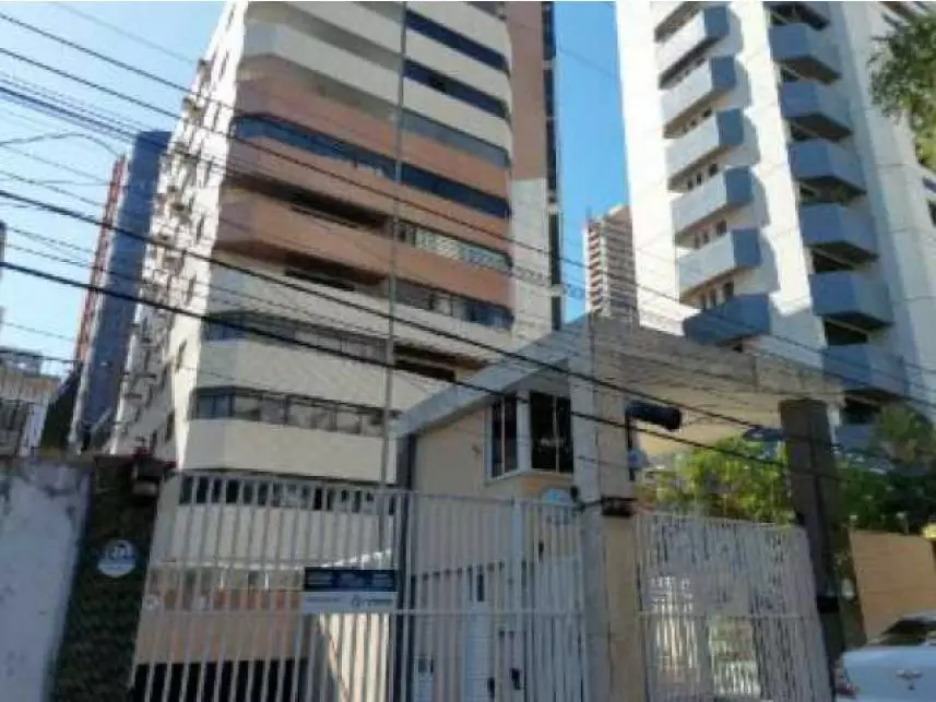 Apartamento à venda em leilão