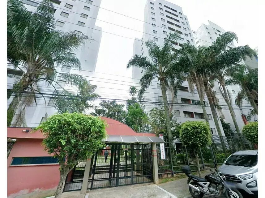 Apartamento à venda em leilão