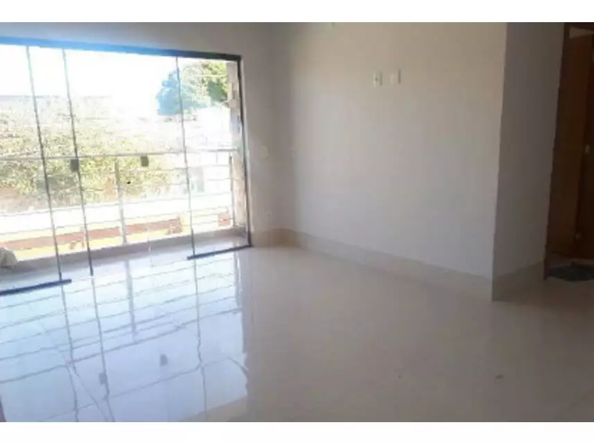 Sobrado à venda em leilão