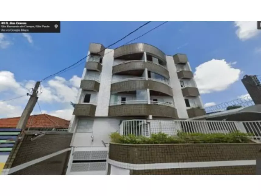 Apartamento à venda em leilão