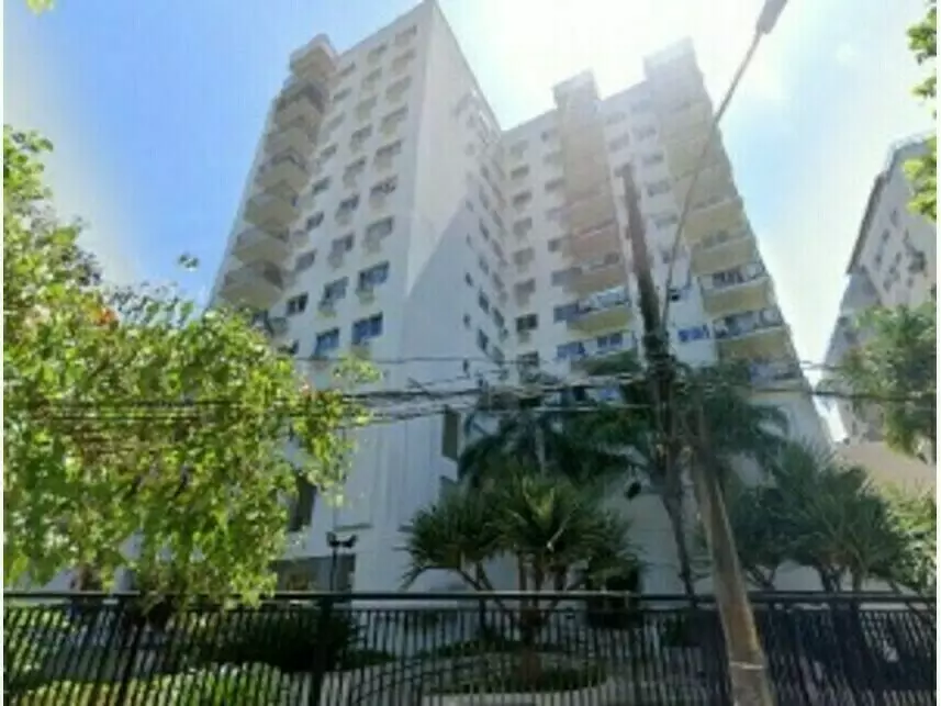 Apartamento à venda em leilão