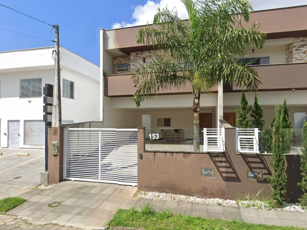 Casa 172 m² - Joinville-SC - Rua Felix Heinzelmann, 153 - Casa geminada 01 - Santo Antônio