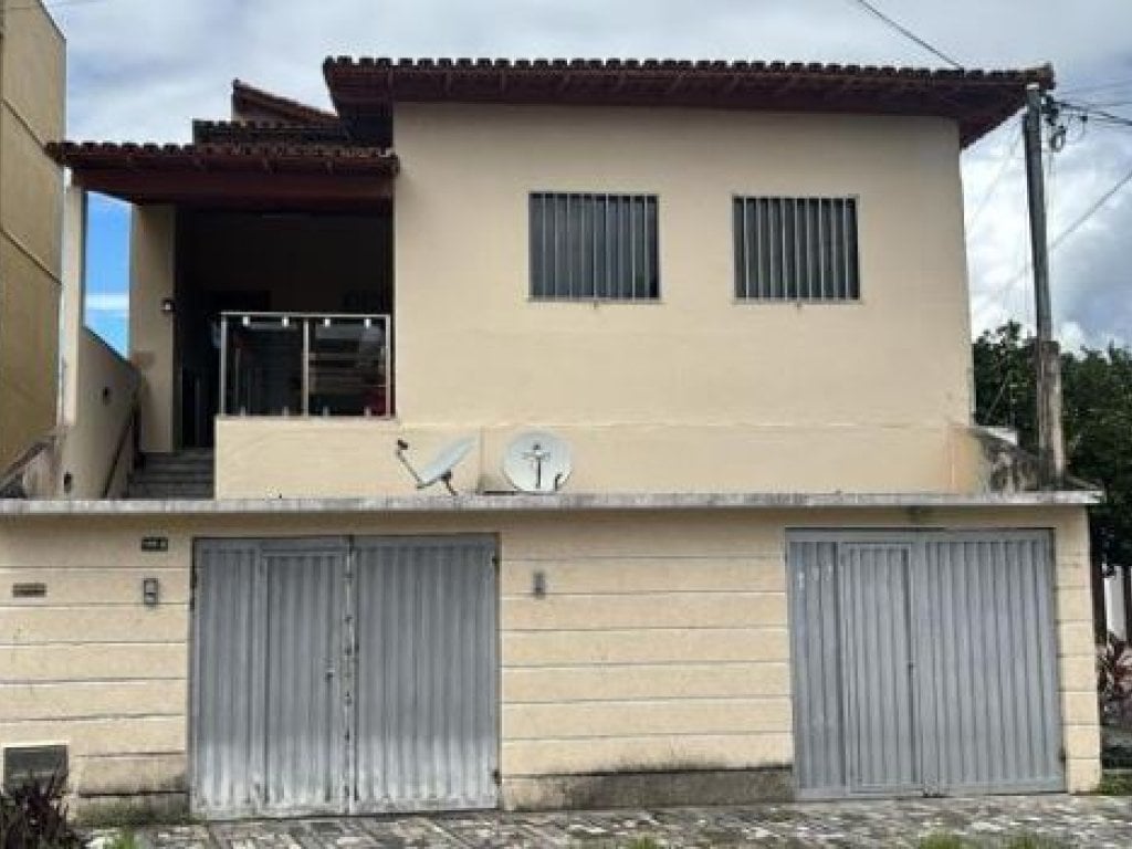 Casa 126 m² - Eunápolis-BA - Rua Filinto Vaz, 199 - Centro