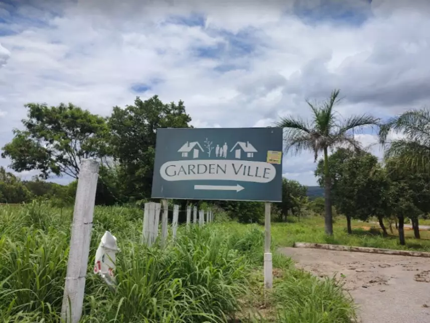 Terreno à venda em leilão