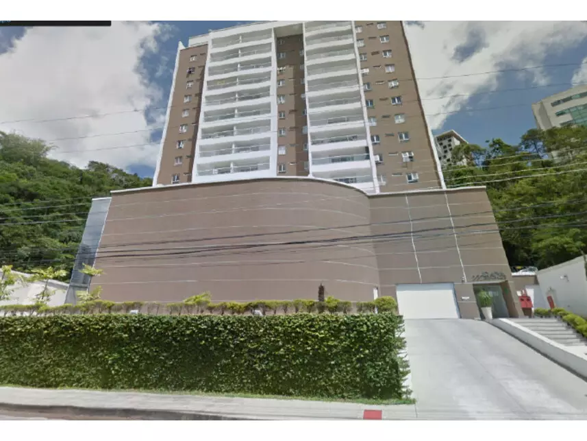 Apartamento à venda em leilão