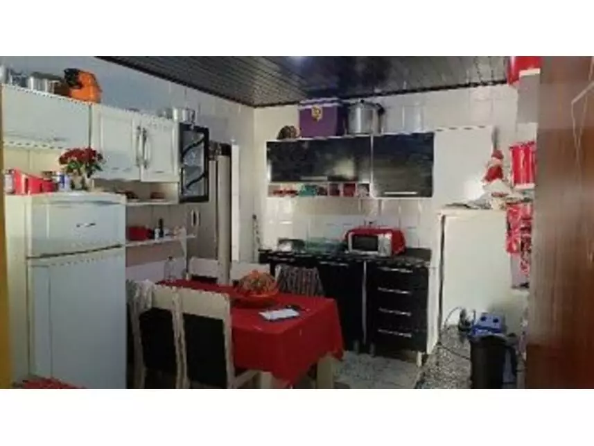 Outros à venda em leilão