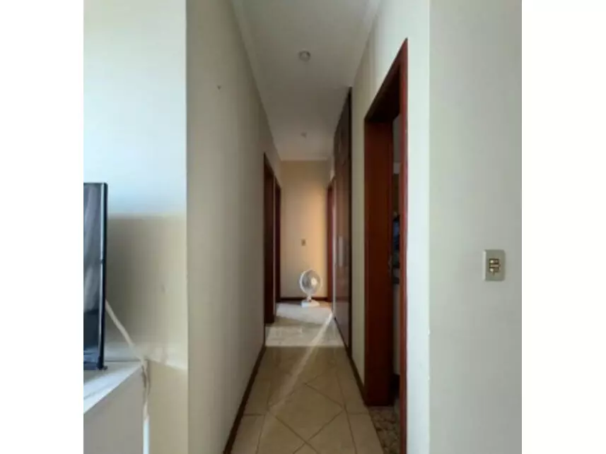 Apartamento à venda em leilão