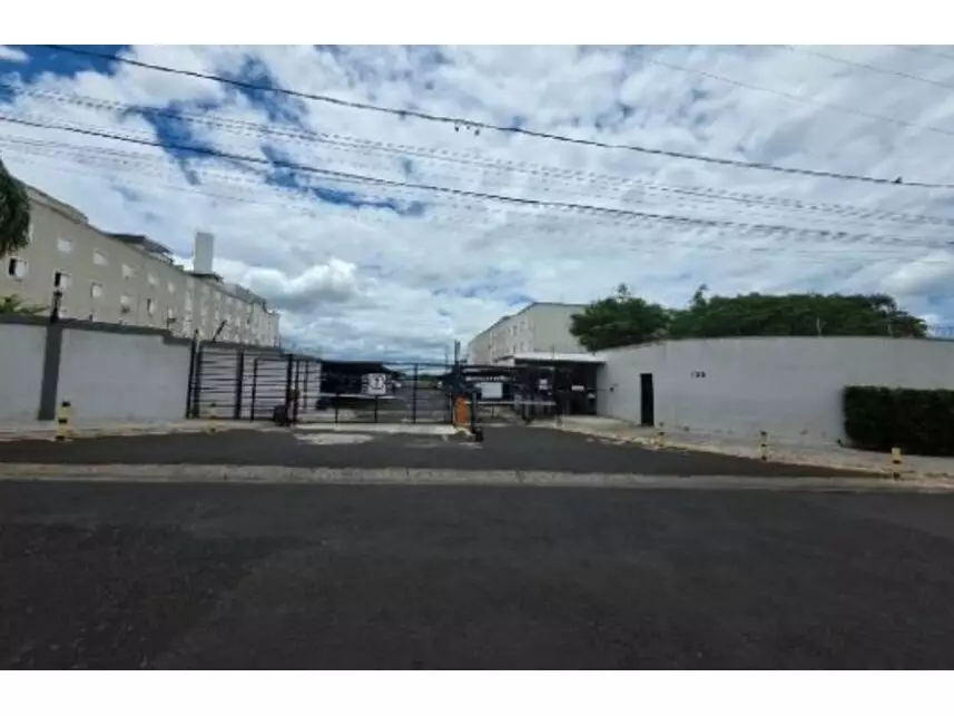 Apartamento à venda em leilão