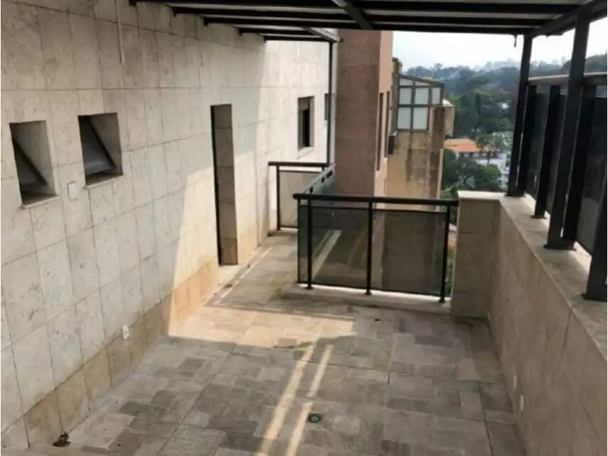 Apartamento Duplex à venda em leilão