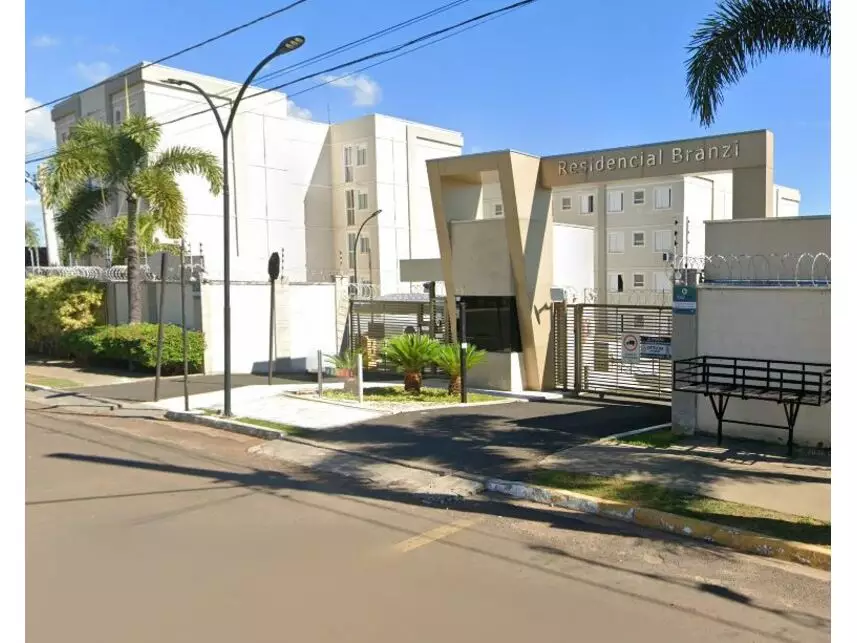 Apartamento à venda em leilão