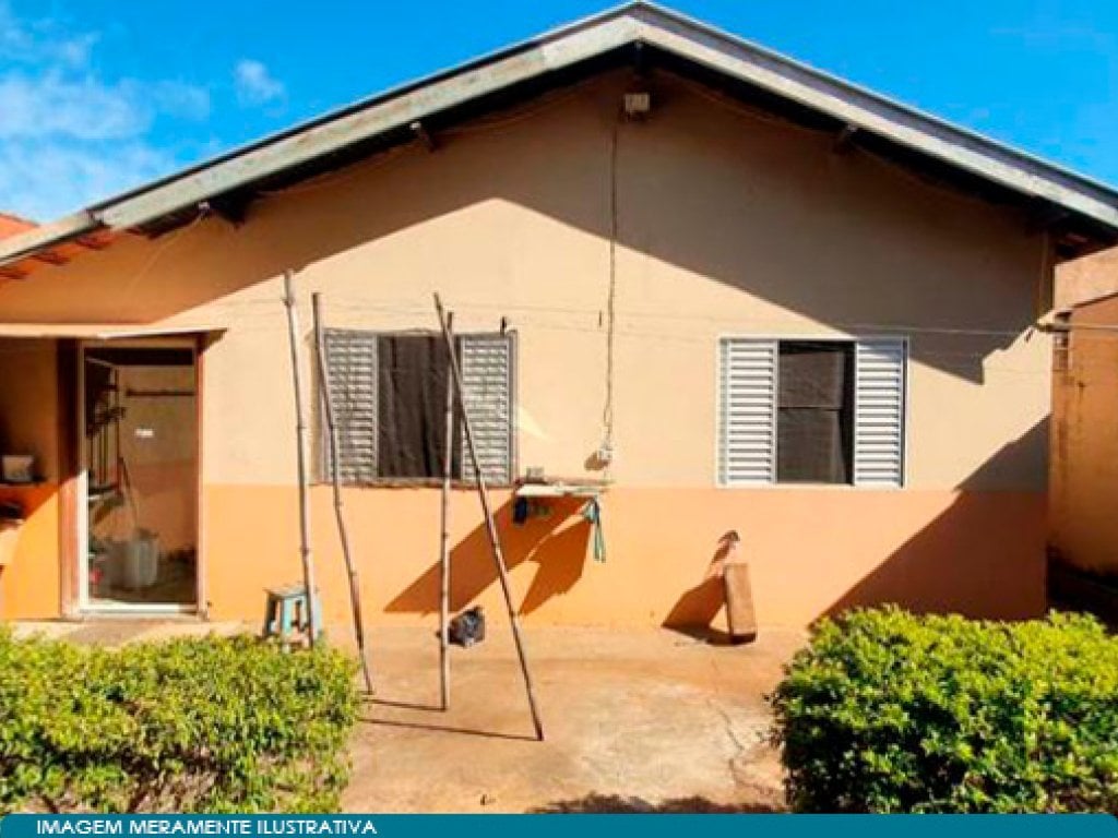 Casa 107 m² em Terreno de 300 m² - Uruamara - Araçatuba - SP