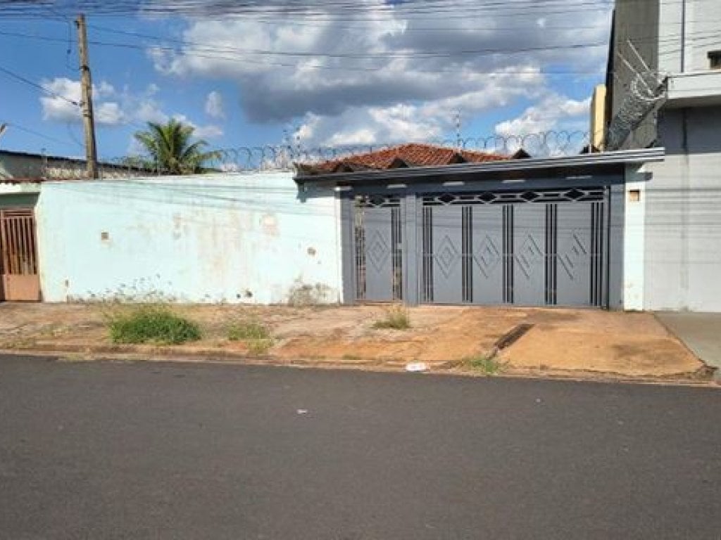 Casa 226 m² - Ribeirão Preto-SP - Rua Manaus, 1.444 - Vila Albertina