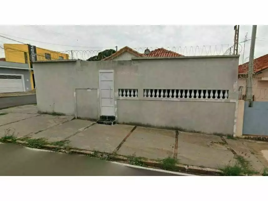 Casa à venda em leilão