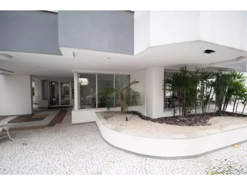 Apartamento à venda em leilão