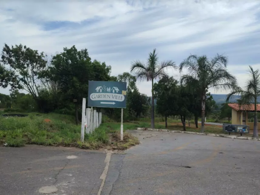Terreno à venda em leilão