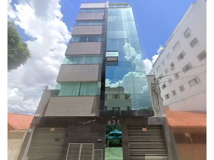 Apartamento à venda em leilão