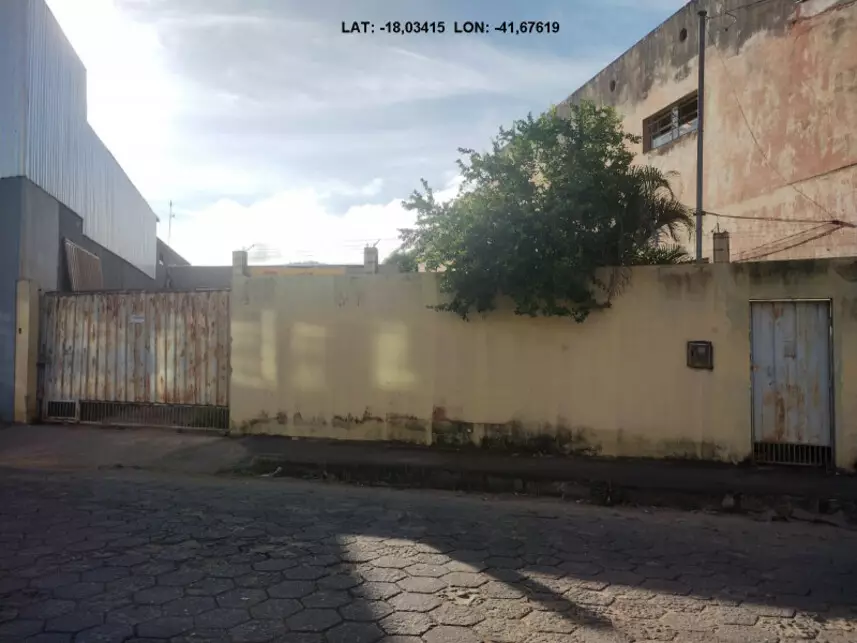 Terreno à venda em leilão