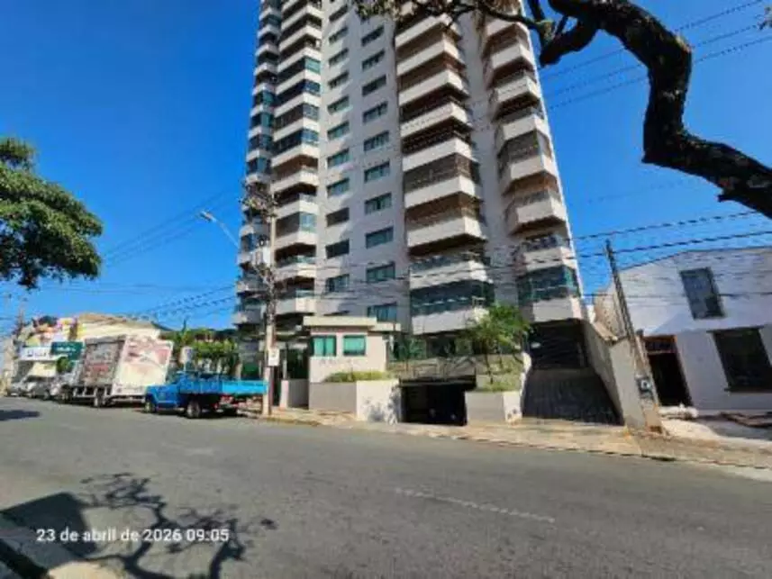 Apartamento à venda em leilão